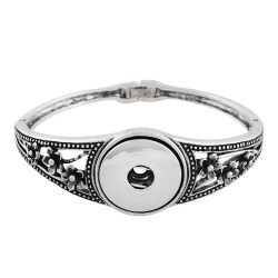 Monarch Bijoux - Filigree Buttercup Bracelet (Snap Line)